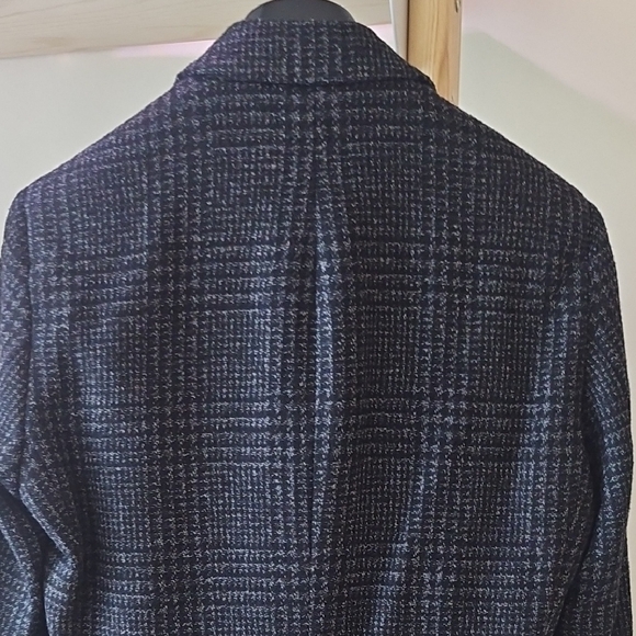Hugo Boss Men's Slim Dark Plaid Blazer Style Coat Size 46 - Never Worn - Picture 6 of 11